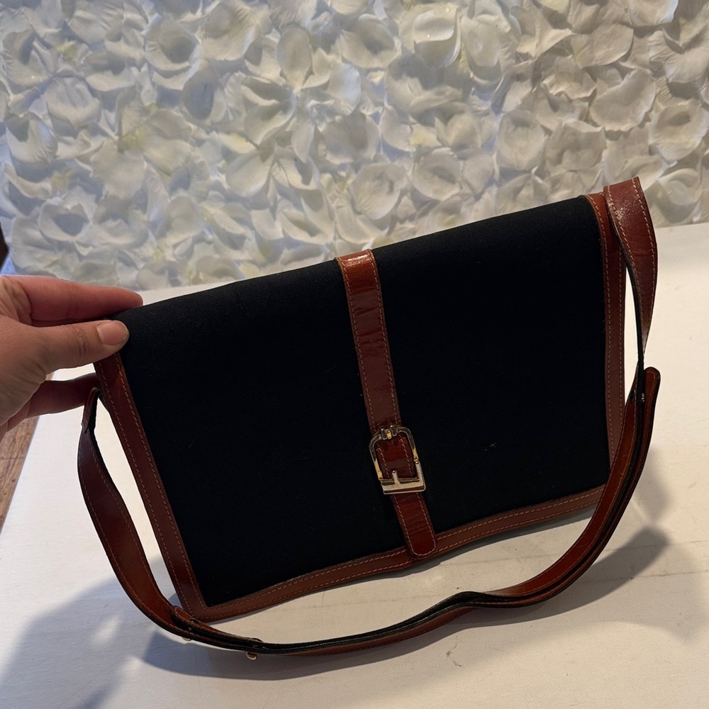 Gucci Vintage Rare Black and Tan Shoulder Bag - Picture 9 of 9